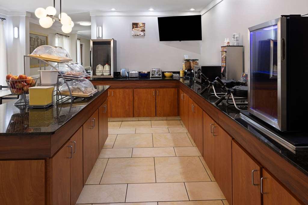 Days Inn By Wyndham Florence Near Civic Center Ανέσεις φωτογραφία